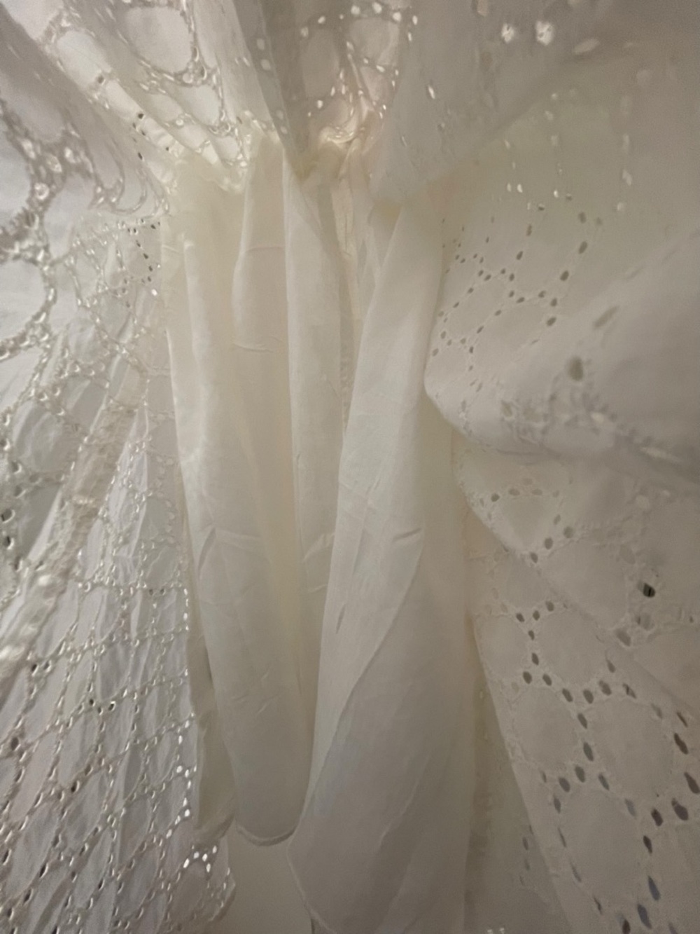 White Eyelet Open Back Puff Sleeve Dress Size Medium NWOT - Picture 7 of 7